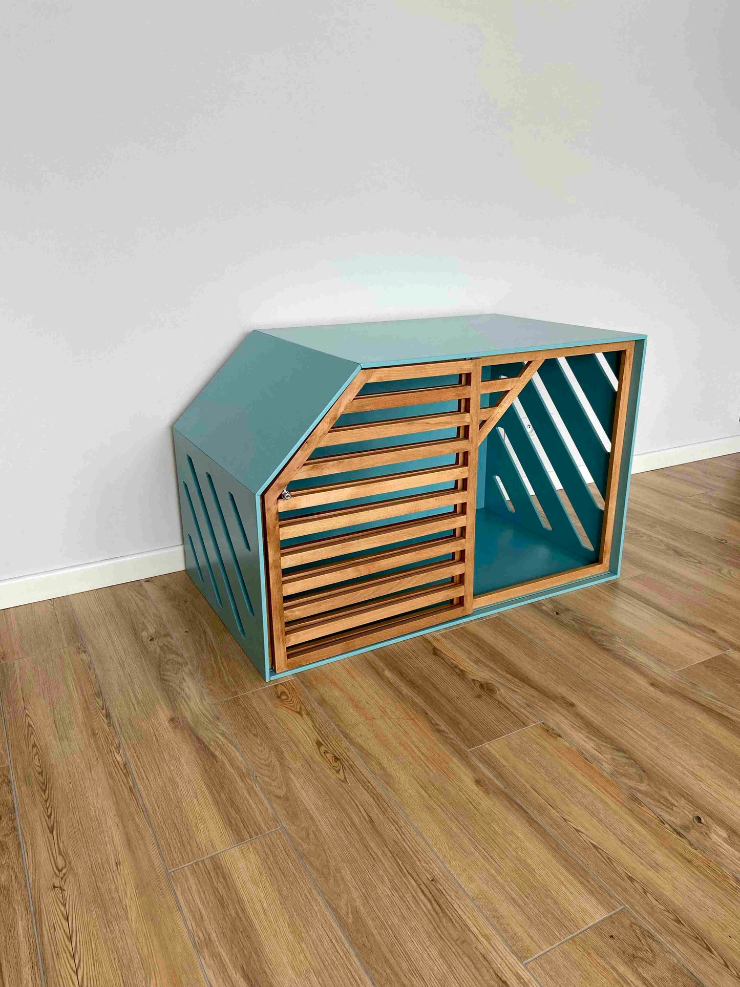 Turquoise Wood Dog House - Secure and Cozy Shelter for your Pet