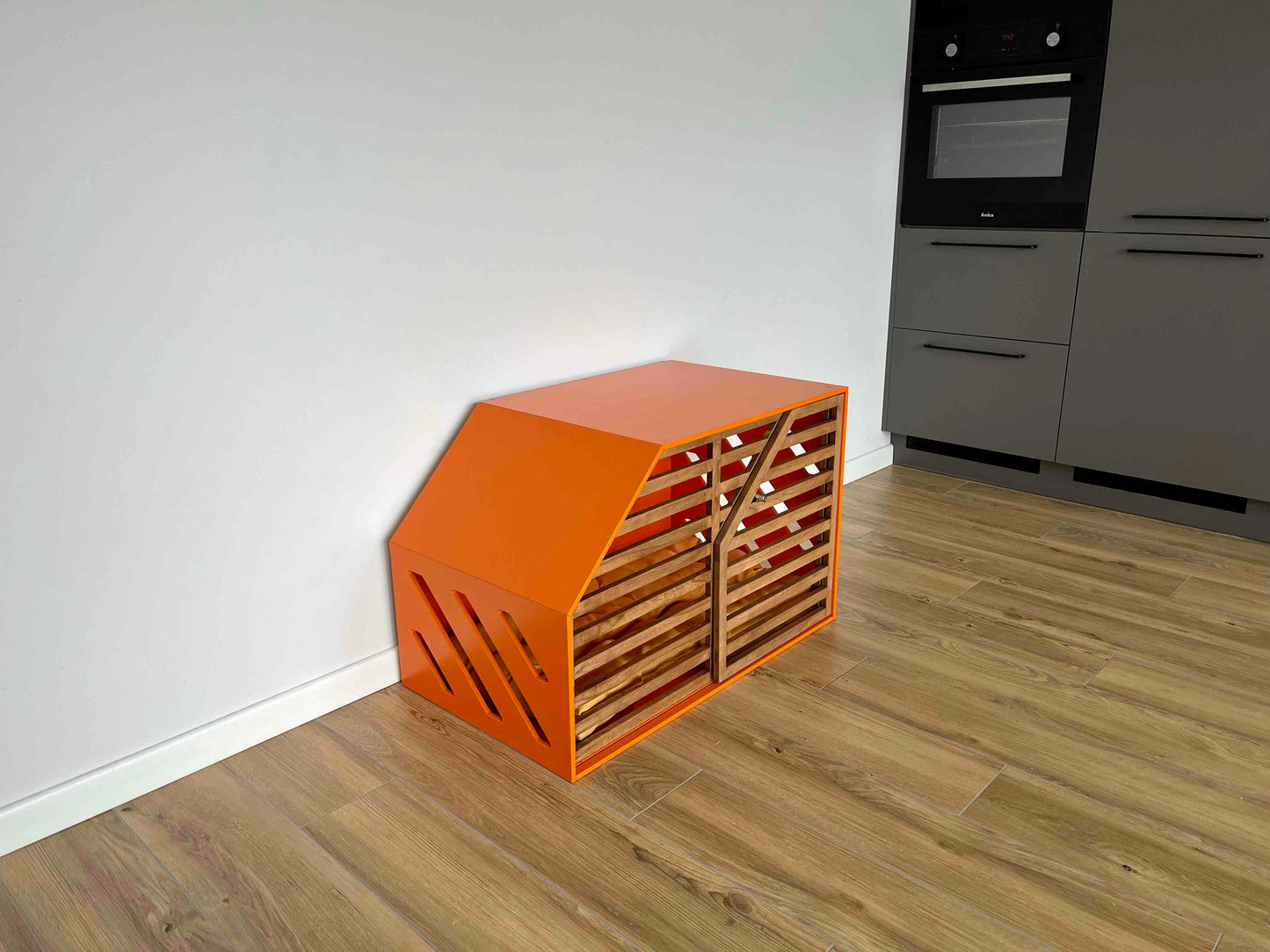 Stylish Bright Orange Dog House - Comfortable Home for Feeling Safe