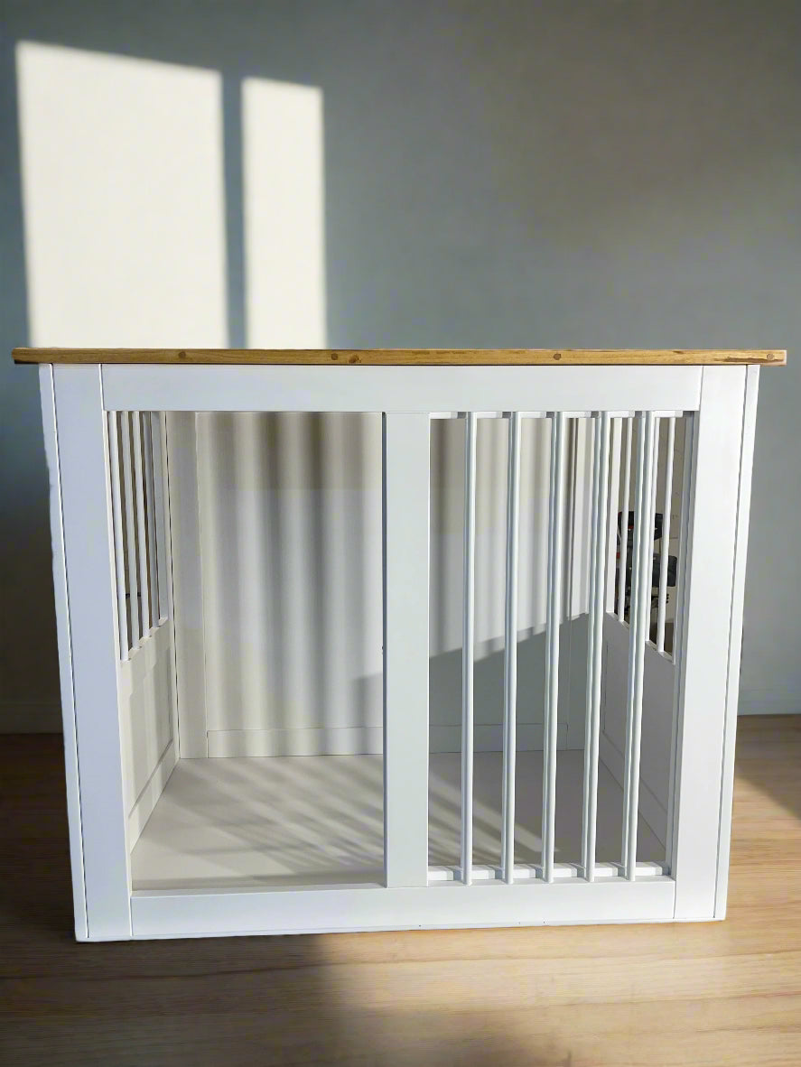 Beautiful dog crate with table 2 in 1